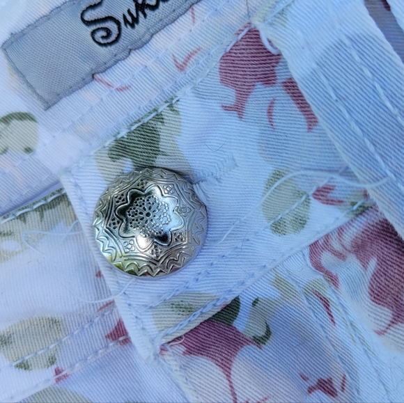 Suko denim white floral shorts - Picture 3 of 4